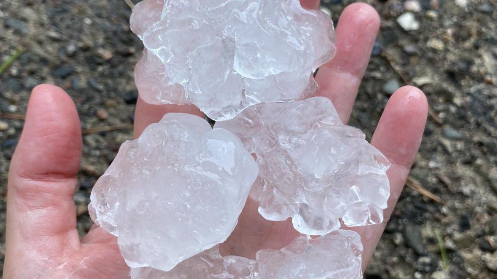 granizo-de-grandes-dimensiones-en-tarragona.r_d.768-1024-6445